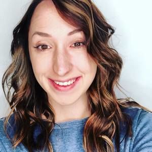 Meet your Posher, Emily